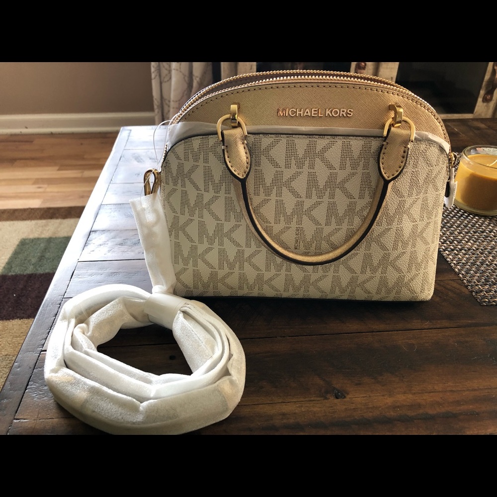 Michael Kors small satchel - Picture 1 of 1